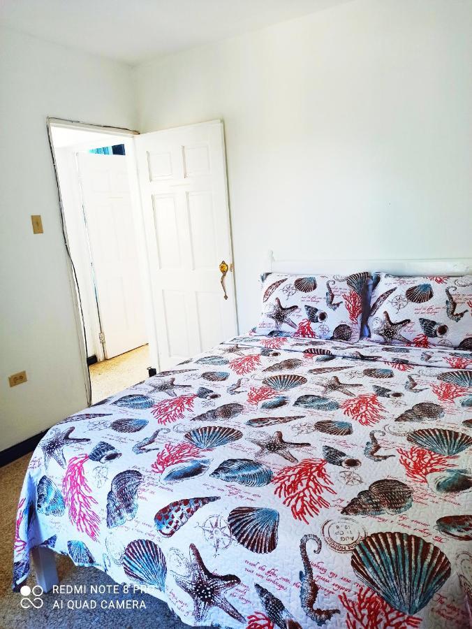 אוצ'ו ריוס Columbus Heights Apt 26 F מראה חיצוני תמונה