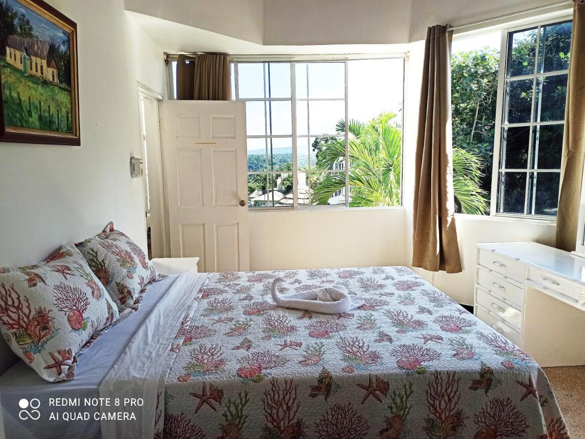 אוצ'ו ריוס Columbus Heights Apt 26 F מראה חיצוני תמונה
