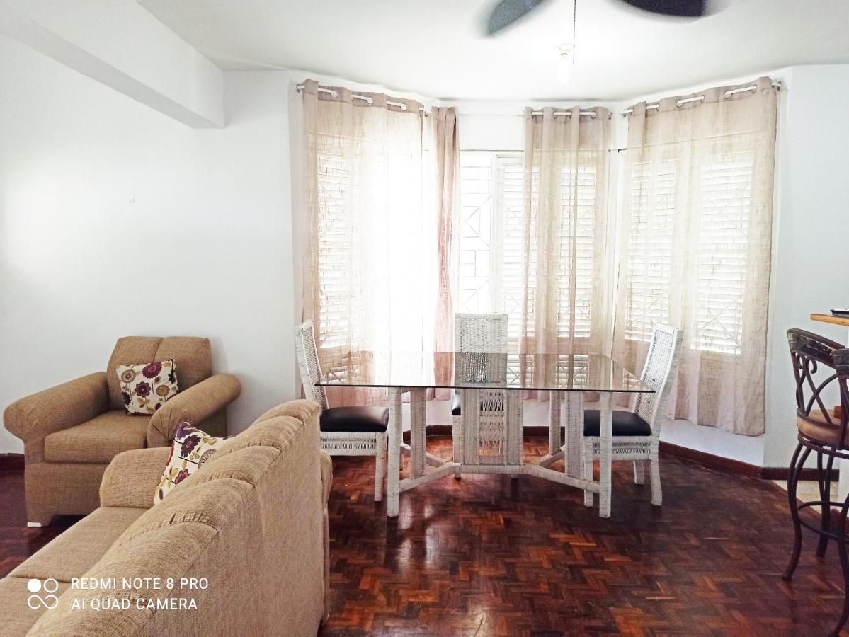 אוצ'ו ריוס Columbus Heights Apt 26 F מראה חיצוני תמונה